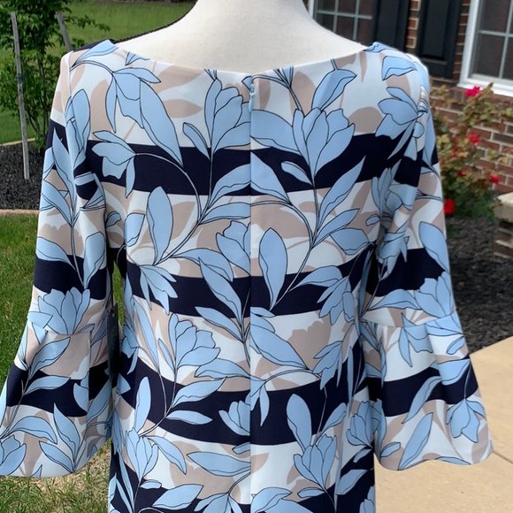 Vince Camuto Crepe Knit Bell Sleeve Dress - Picture 11 of 15